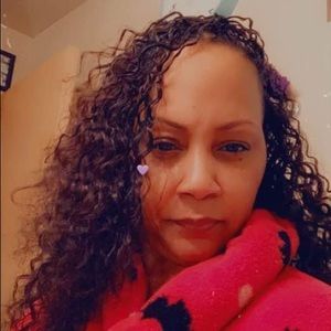 Meet your Posher, Katina